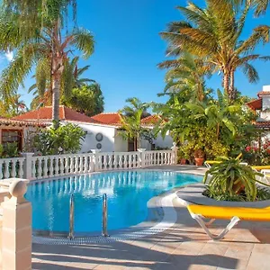 https://villa-mari.in-canary-islands.com
